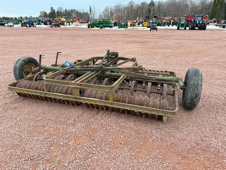 10-john-deere-10-image-4