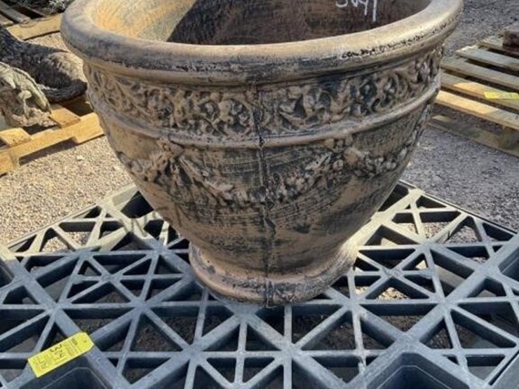 concrete-pot-image-2