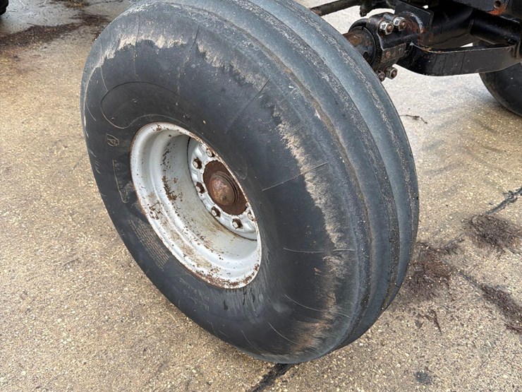 agco-white-6145-image-15