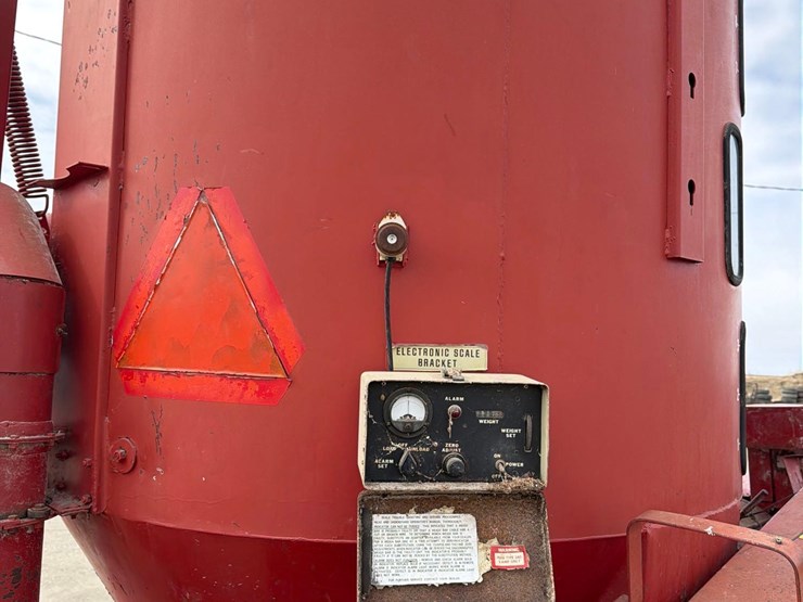 international-1250-image-21