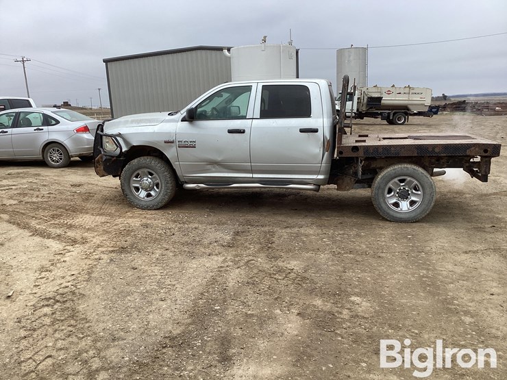 2018-dodge-2500-image-8