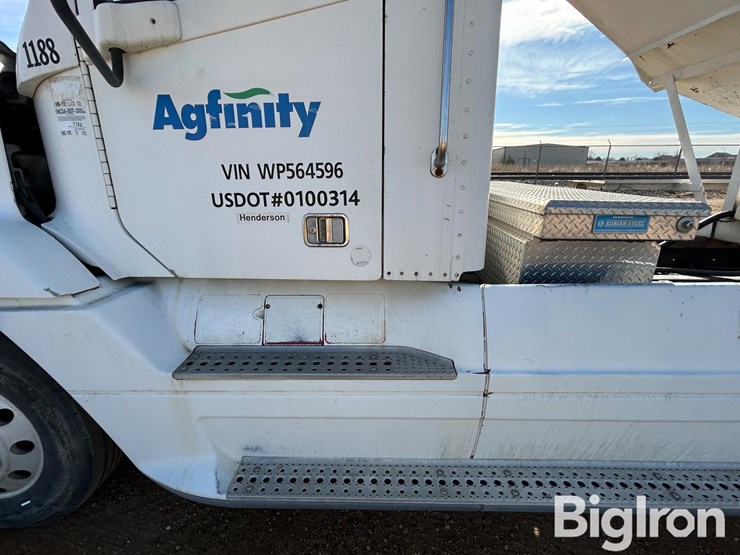 1998-freightliner-century-120-image-18