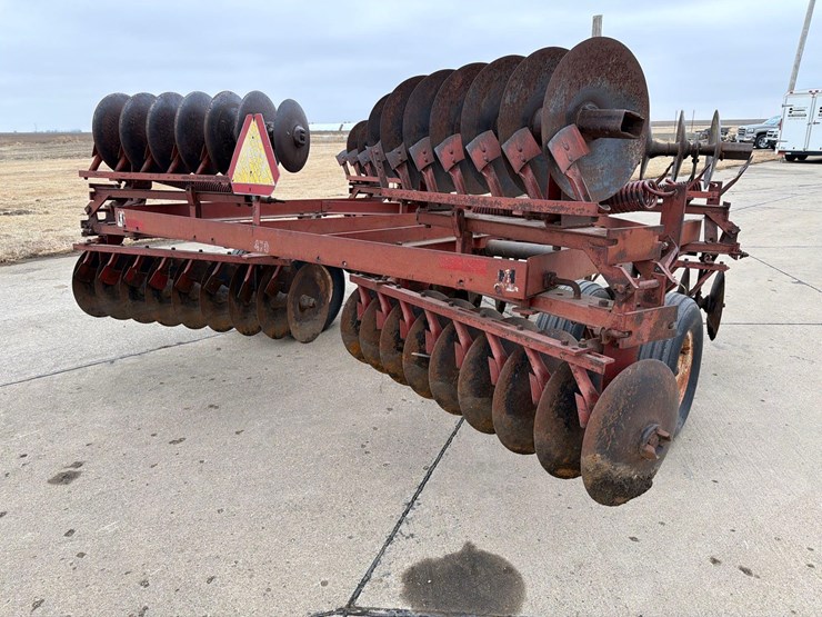 international-470-image-4