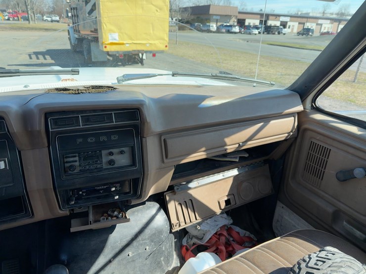 1989-ford-f600-image-19