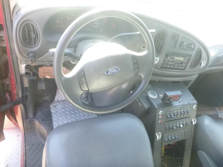 2003-ford-f450-image-12