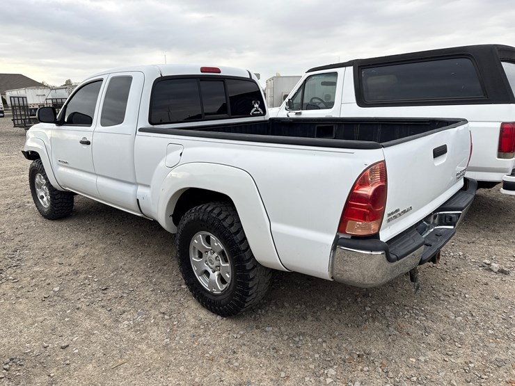 2006-toyota-tacoma-image-4