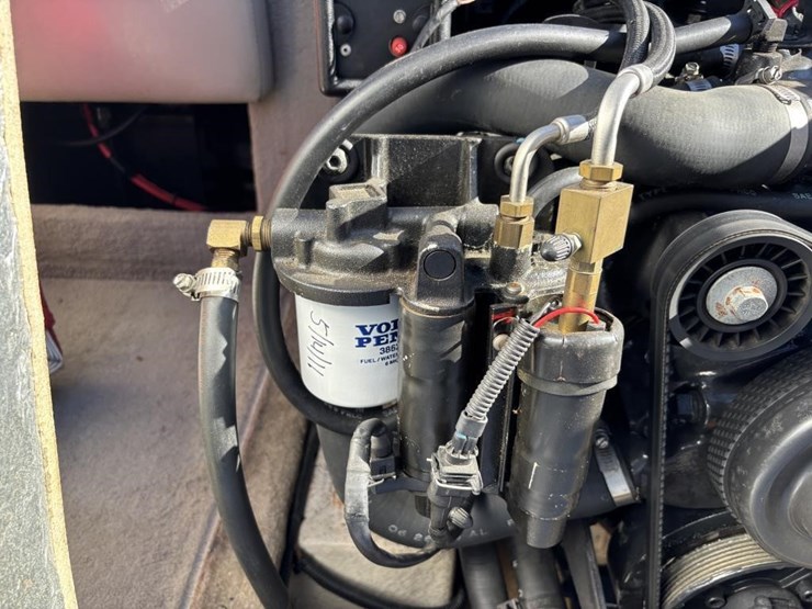 2000-unknown-trailer-image-41