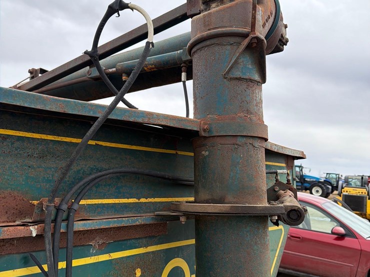grain-o-vator-10ft-auger-wagon-image-23