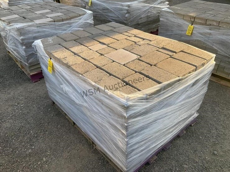 pallet-of-stone-pavers-image-2