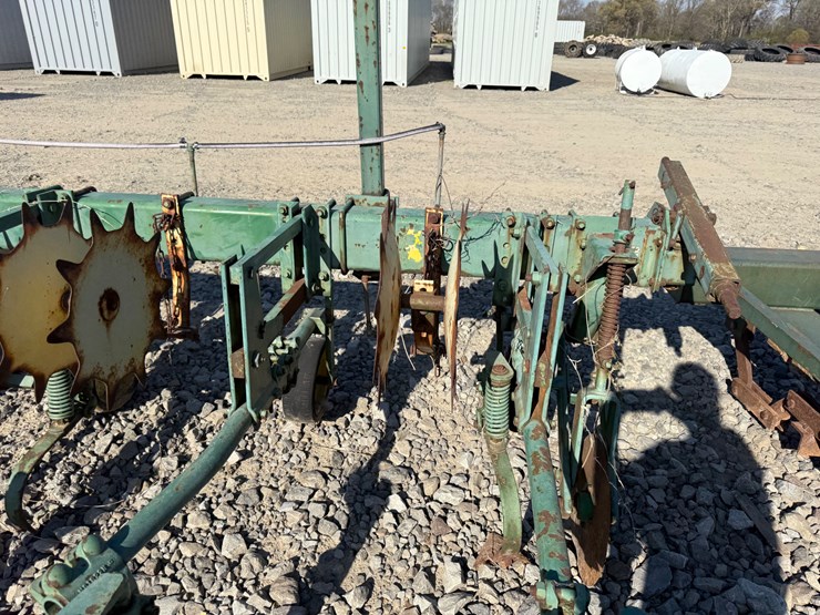 john-deere-31-image-26