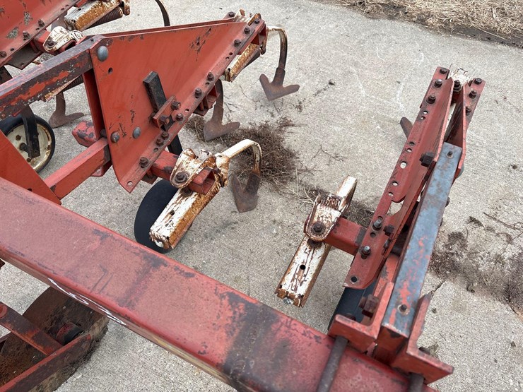 international-133-image-14