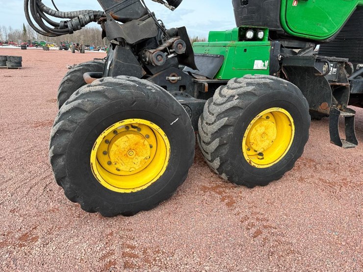 deere-1270e-image-7