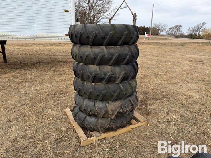 11.2-24-pivot-tires-&-rims-image-4