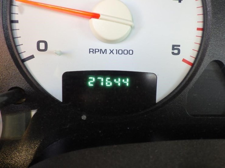 2004-dodge-ram-2500-image-17