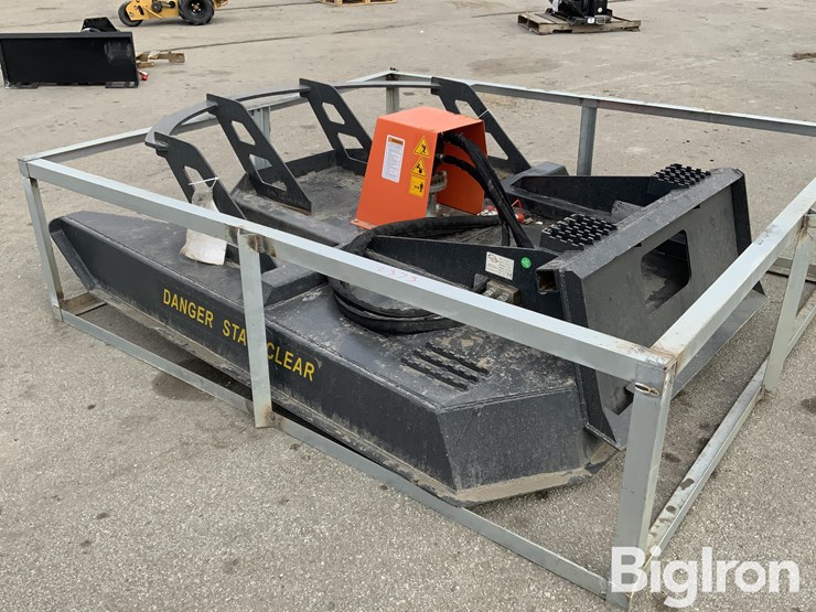 2025-massey-ferguson-730-image-7