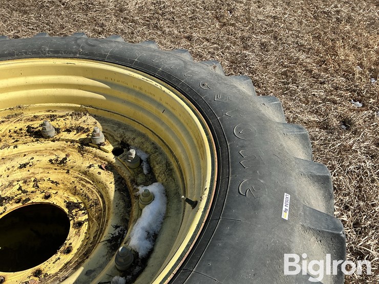 john-deere-420-image-10