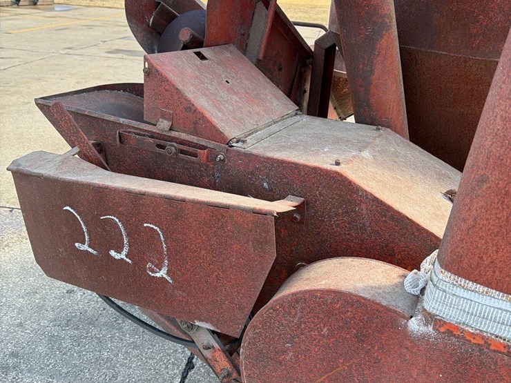 farmhand-feedmaster-grinder-mixer-image-15