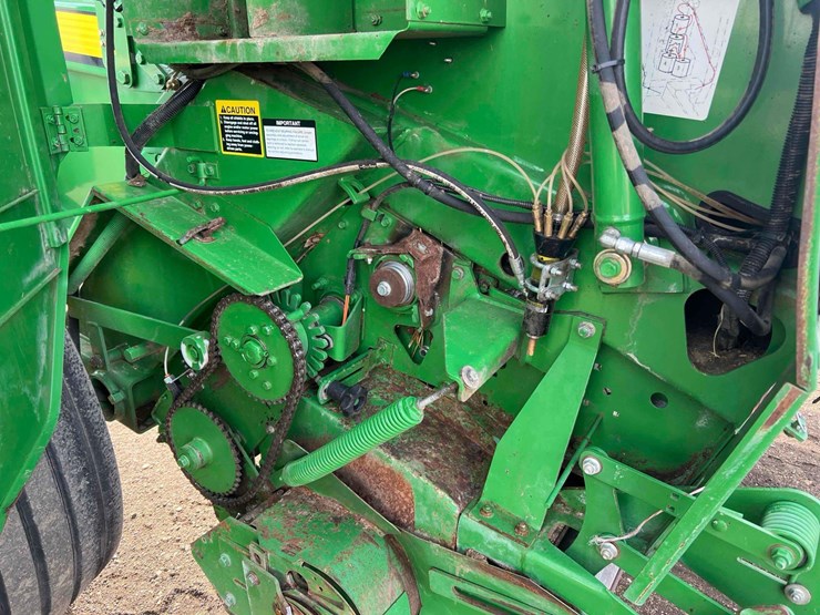 john-deere-568-image-17
