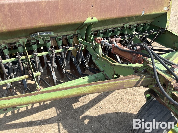 john-deere-9300-image-16