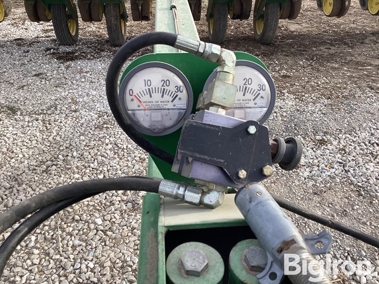 1996-john-deere-7200-image-14