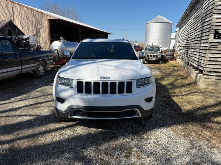 2015-jeep-grand-cherokee-image-2