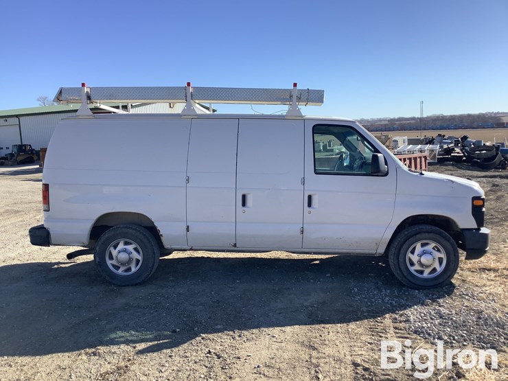 2013-ford-e250-image-4