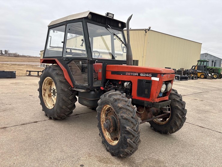 zetor-6245-image-3