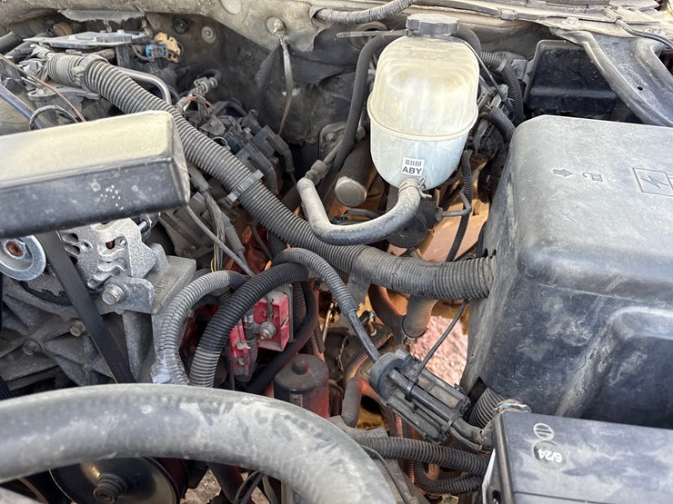 #5349-•-inop-2005-chevrolet-avalanche-pickup-3gnec12z25g286152-image-56