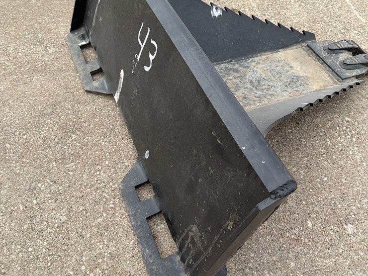 heavy-duty-skidloader-tree-spade-image-5