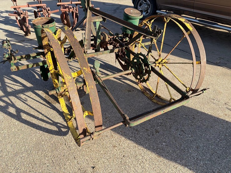 john-deere-2-image-11