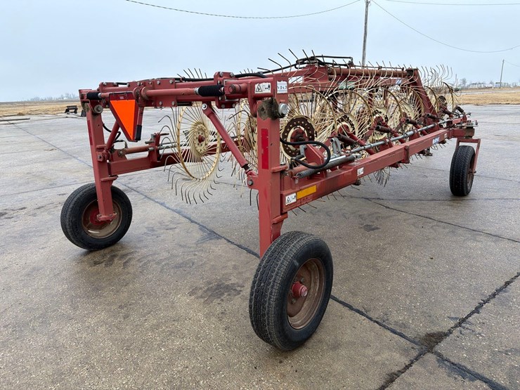 sitrex-magnum-mk-10-12-pull-type-wheel-rake-image-4