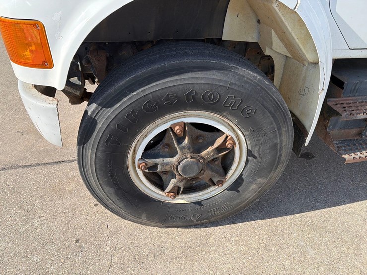 1990-international-4900-image-12