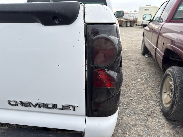 1999-chevrolet-2500-image-9