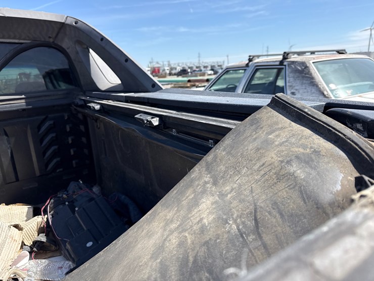 #5349-•-inop-2005-chevrolet-avalanche-pickup-3gnec12z25g286152-image-9