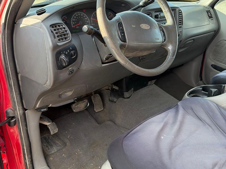 2001-ford-f150-image-25