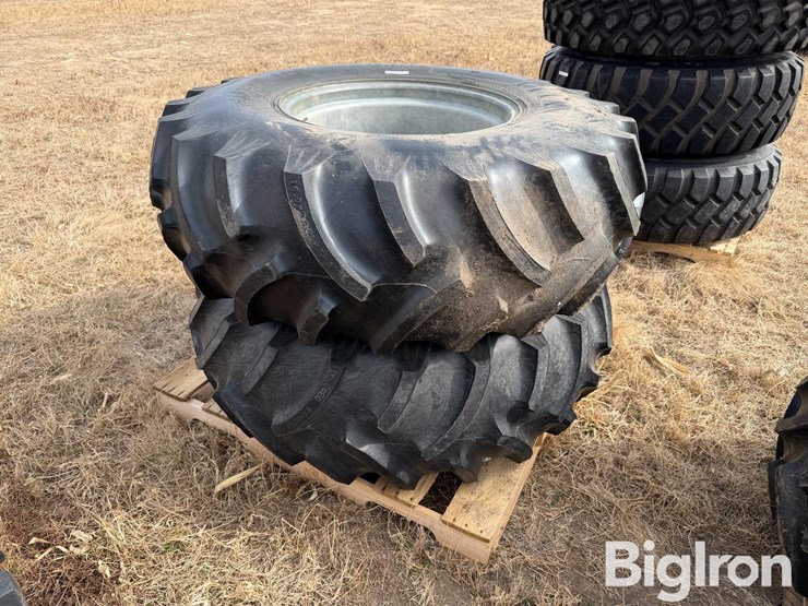 16.9-24-pivot-tires-&-rims-image-1