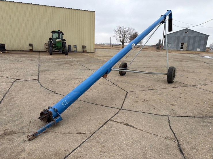 sac-8”-x-30ft-manure-load-stand-image-1