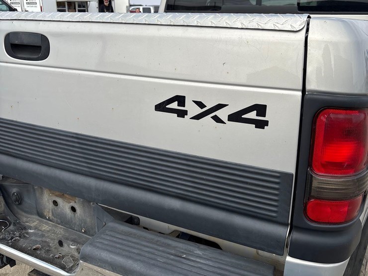 2001-dodge-ram-2500-image-23