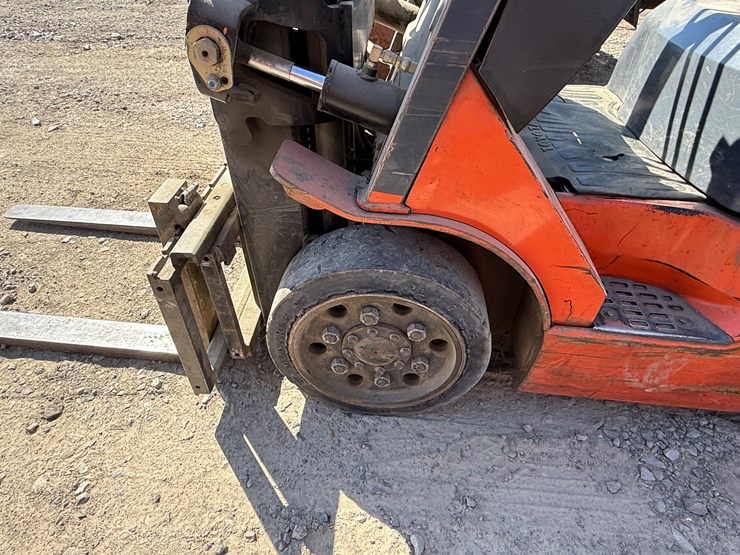 toyota-7fgcu25-image-30