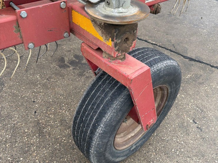 sitrex-magnum-mk-10-12-pull-type-wheel-rake-image-12