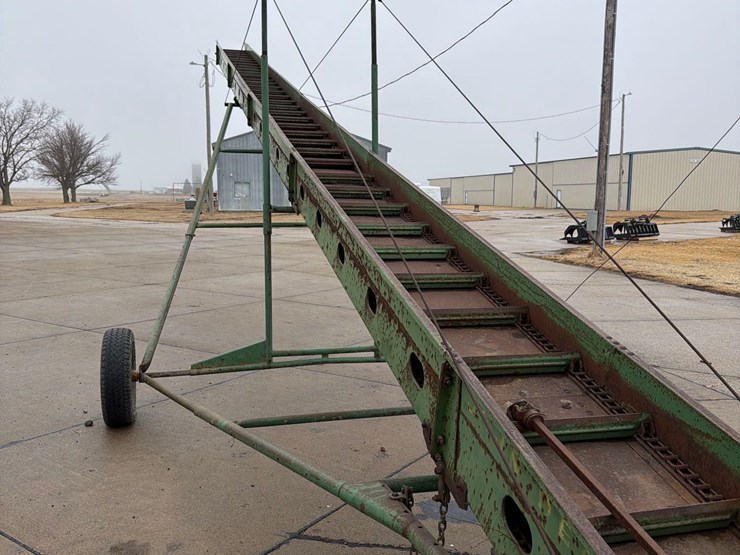 john-deere-350-image-5