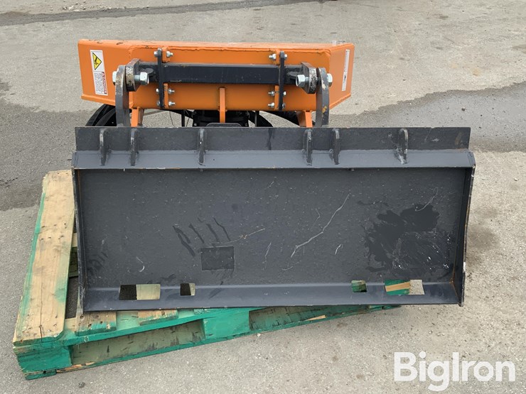 2025-massey-ferguson-730-image-6