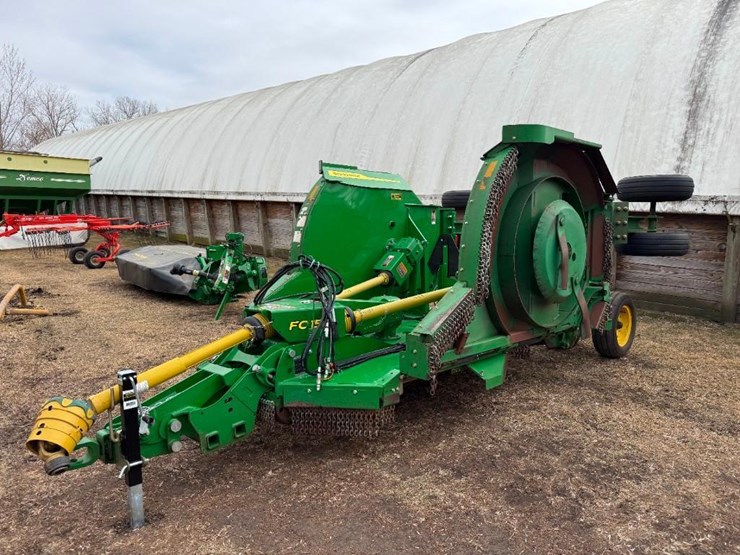 2022-john-deere-fc15r-image-1