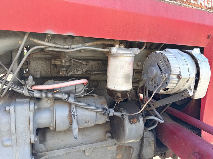 massey-ferguson-230-image-23