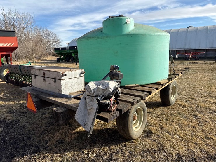 8ft-x-11-1/2ft-wooden-flatbed-with-water-tank-image-14