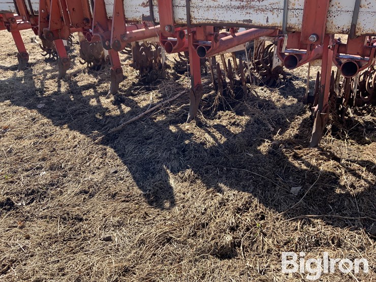 lilliston-rolling-cultivator-image-9