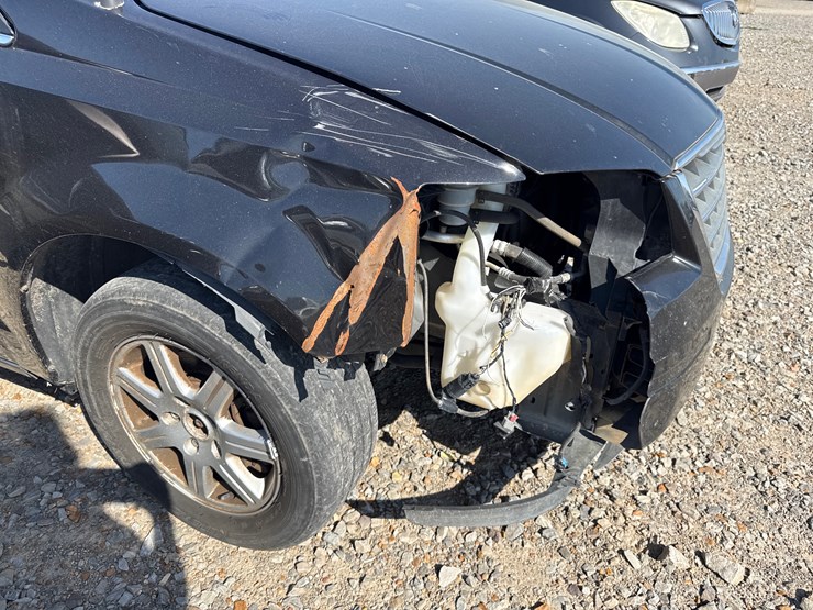 2009-chrysler-town-&-country-image-10