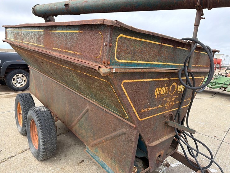 grain-o-vator-10ft-auger-wagon-image-14