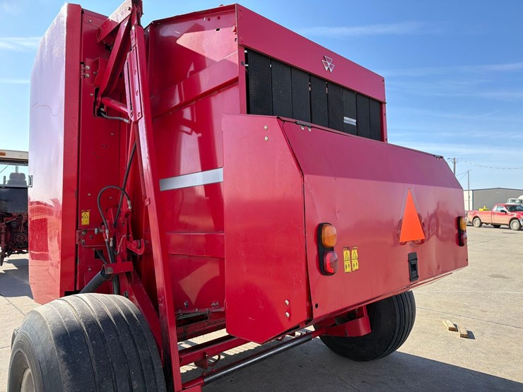 massey-ferguson-2856a-image-21