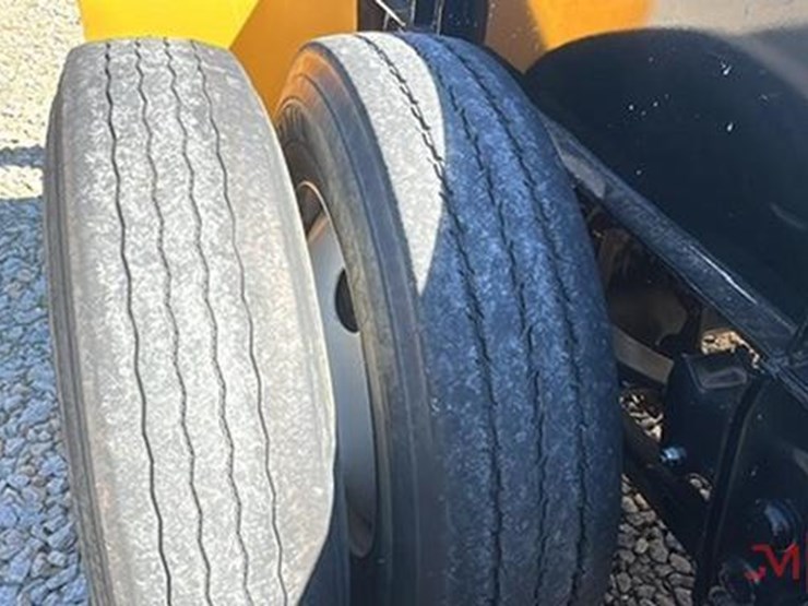 2023-manac-log-trailer-image-12